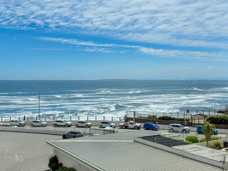 To Let 1 Bedroom Property for Rent in Sea Point Western Cape